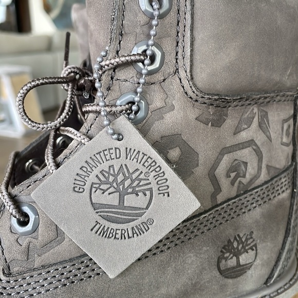 BRAND NEW Timberland Boots - Picture 16 of 16